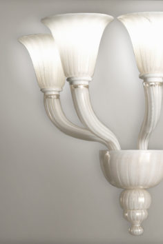Villaverde_london_calla_wall_light