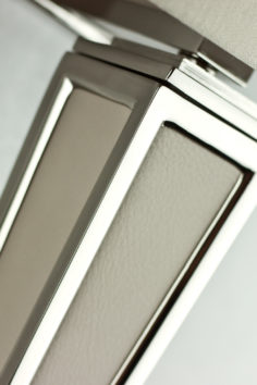 villaverde-london-piramide-brass-leather-wall-light-01