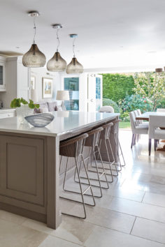 Town-House—Kent,-UK—Hudson-Pendant-Joya-chandelier2