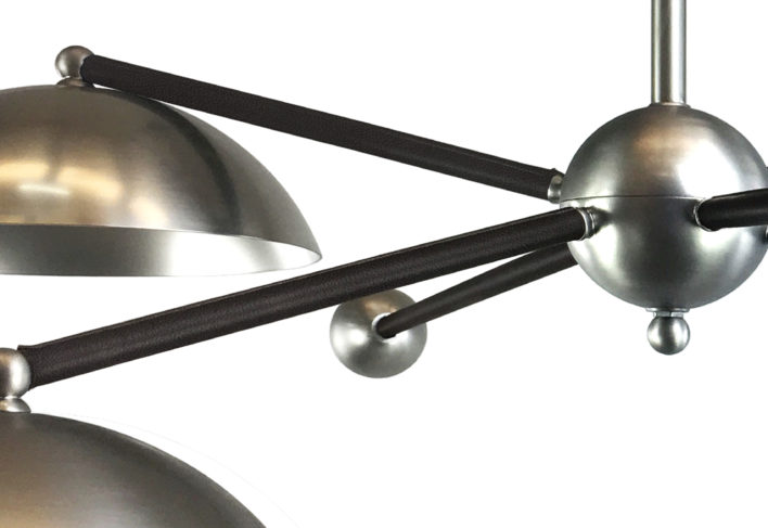 VILLAVERDE_LONDON_ORBITA_Leather_brass_chandelier_DET1